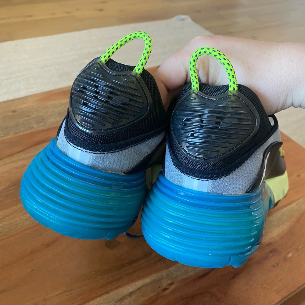 New Nike Air Max 2090 Volt Sneakers - Picture 9 of 9